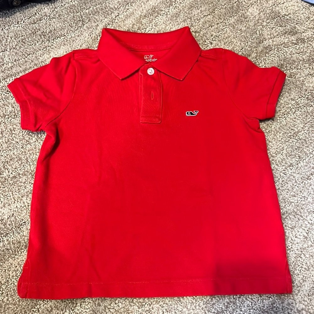 Size red polo vineyard vine great condition